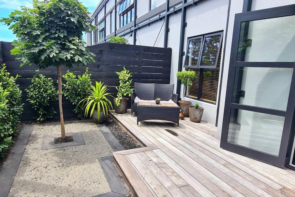 Apartment 1 - Haddin Court - Executive One Bedroom *