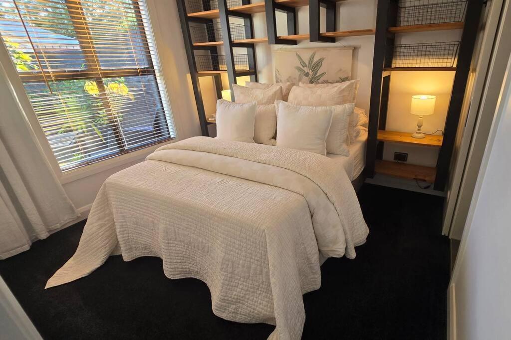 1 - Haddin Court - Executive One Bedroom Apartment Blenheim